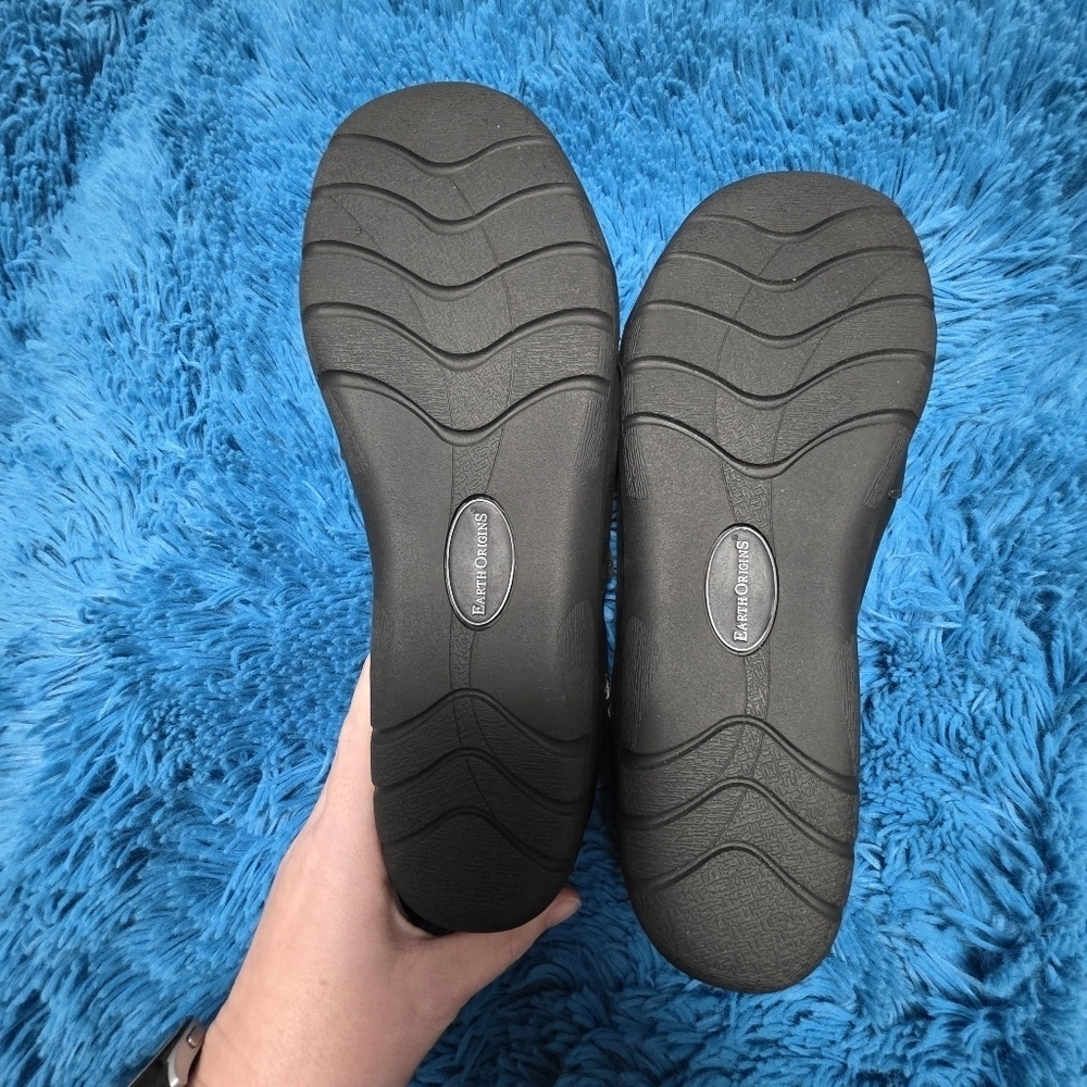 Earth Origins Tasha Leather Slip On Shoes NWT Womens Size 10 Wide - Picture 7 of 11